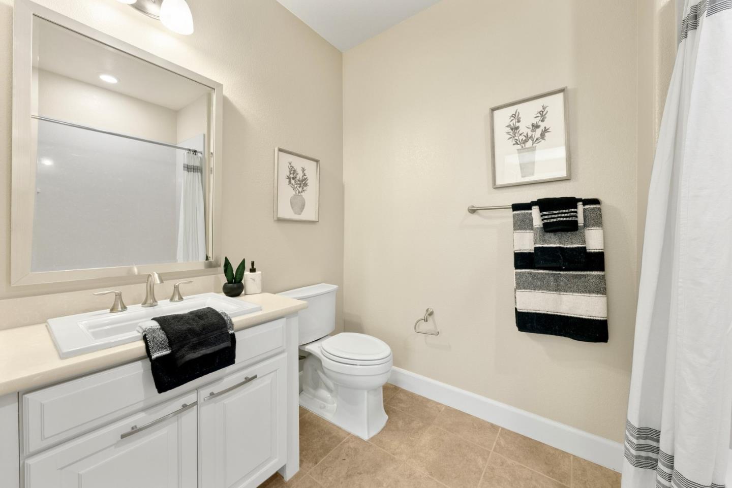 5973 Woodspring LOOP