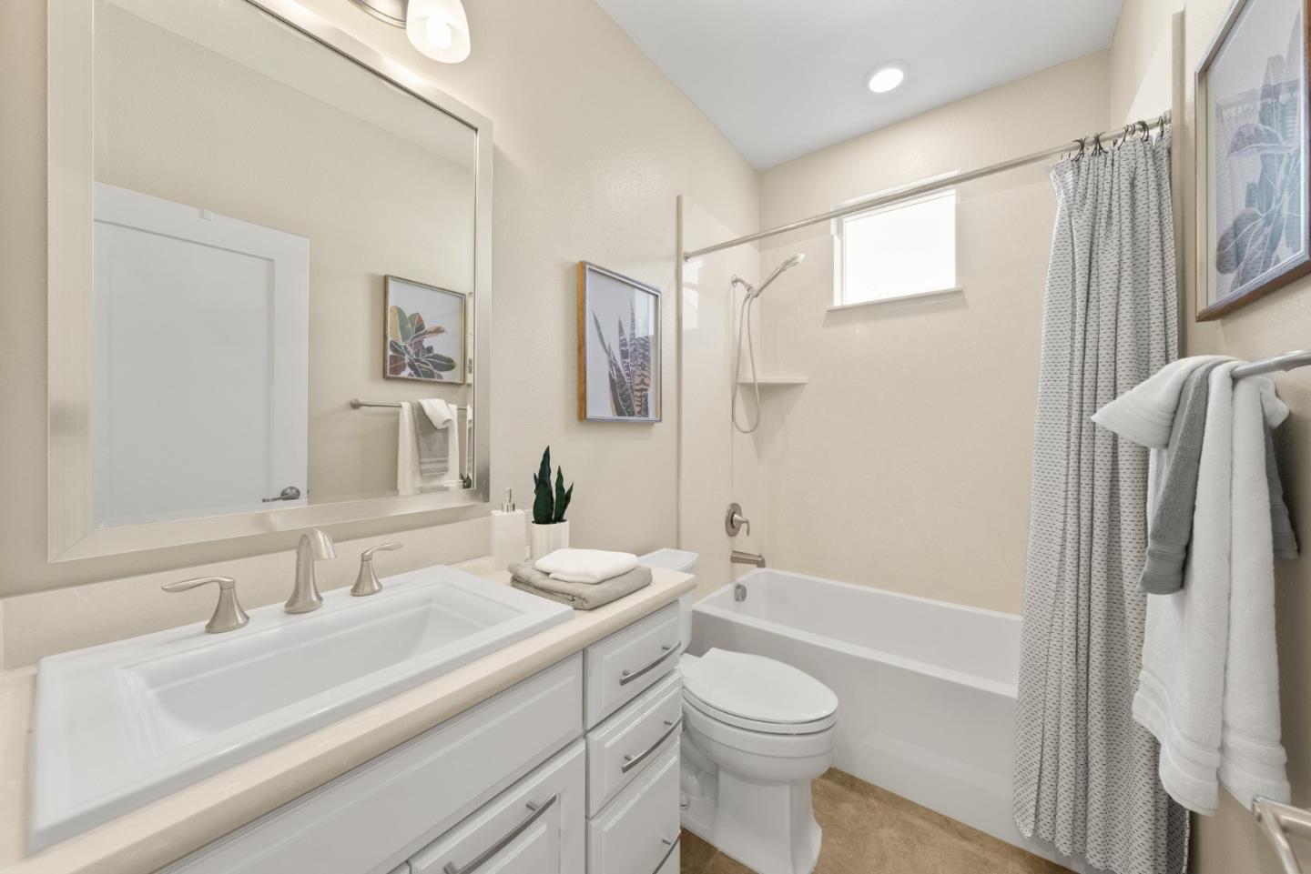 5973 Woodspring LOOP