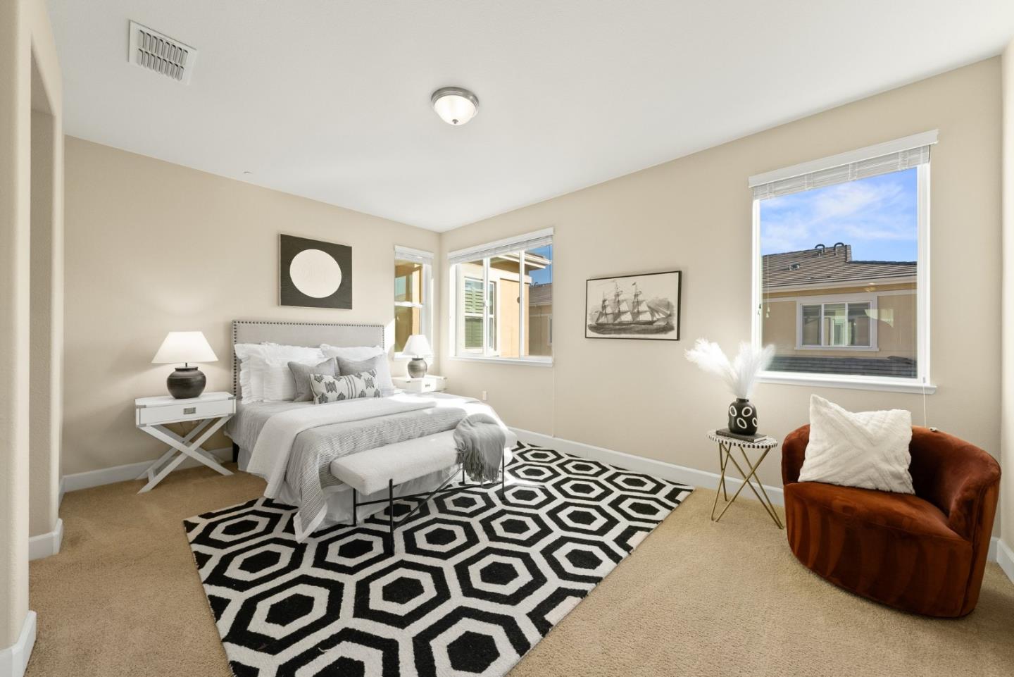 5973 Woodspring LOOP