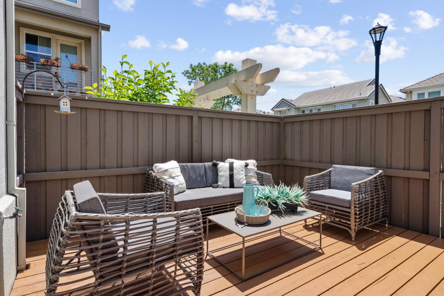 6080 Golden Vista DR