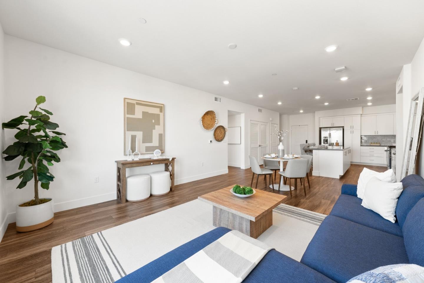 5925 Charlotte DR 416