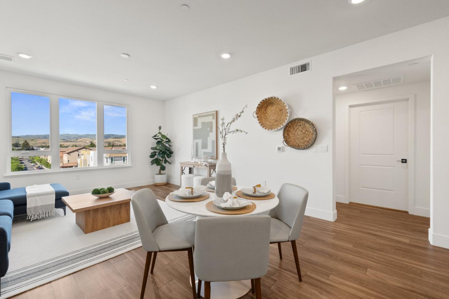 5925 Charlotte DR 416