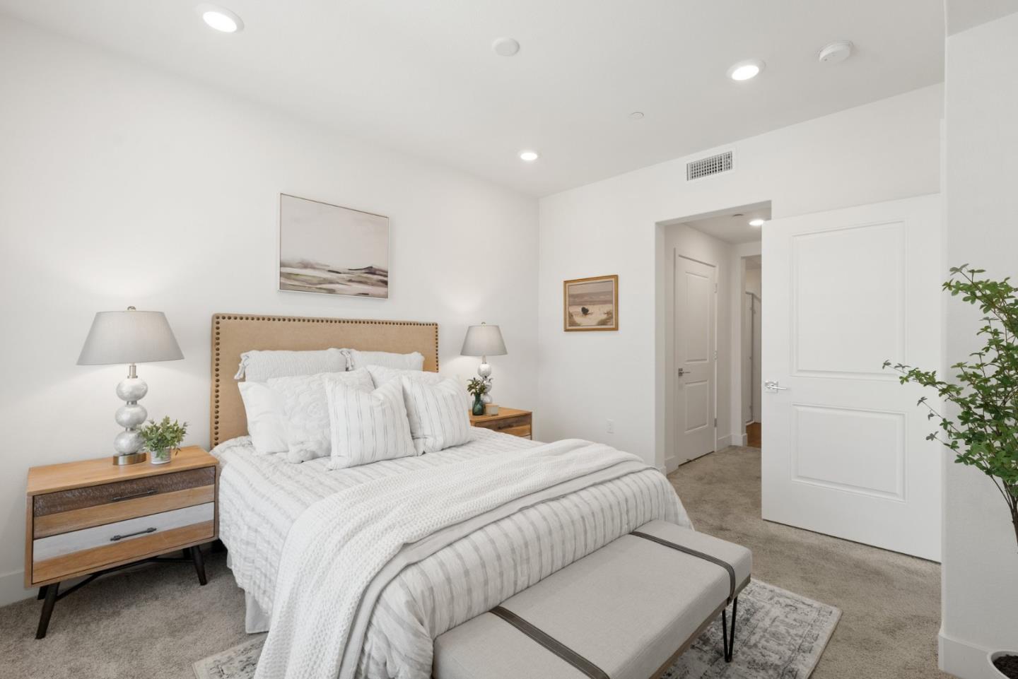 5925 Charlotte DR 233