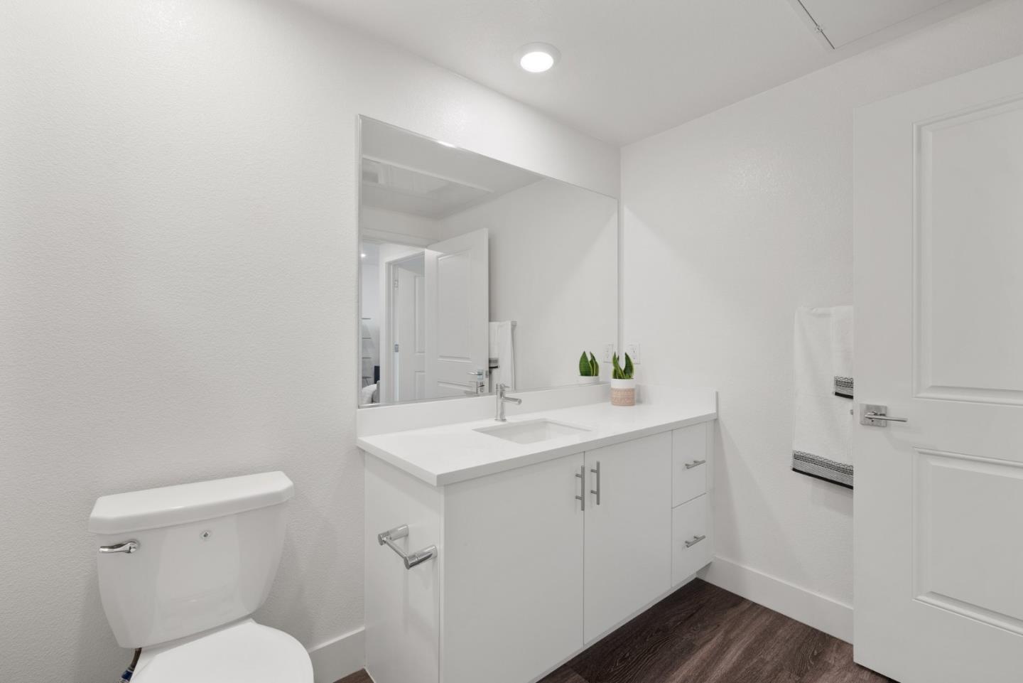 5925 Charlotte DR 419