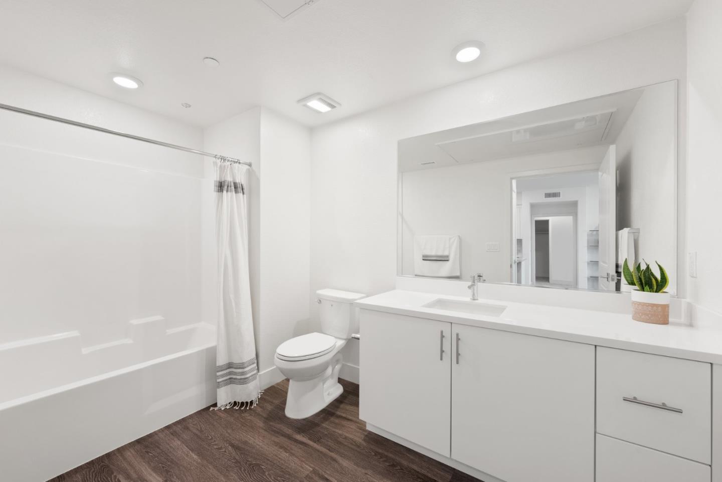 5925 Charlotte DR 419