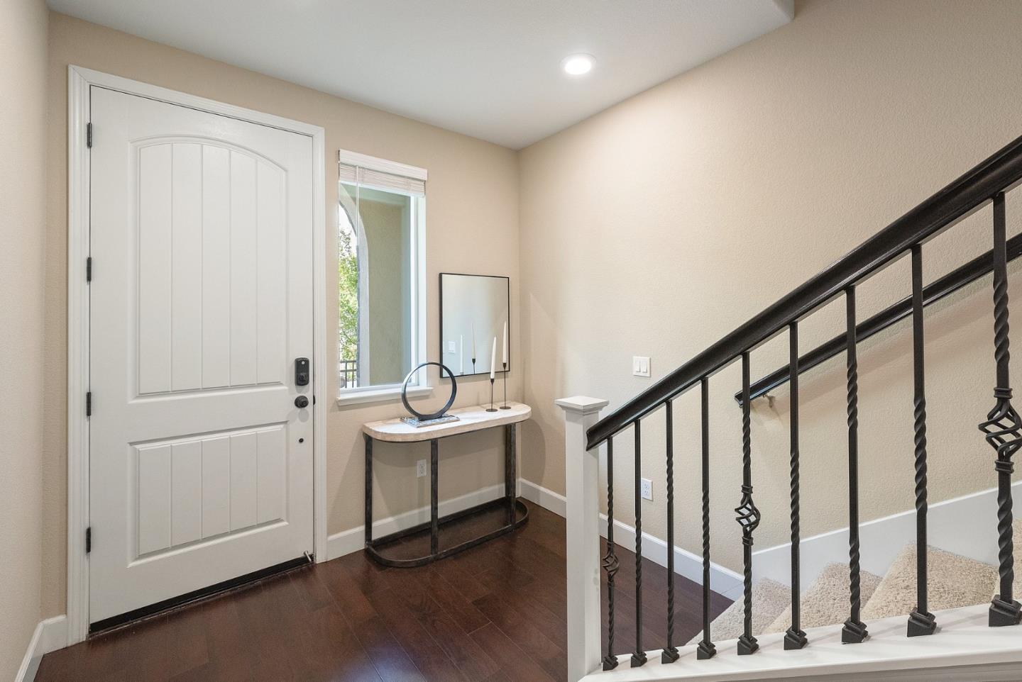 5974 Larkstone LOOP