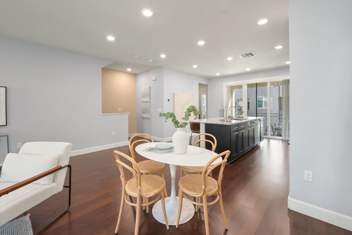 5974 Larkstone LOOP