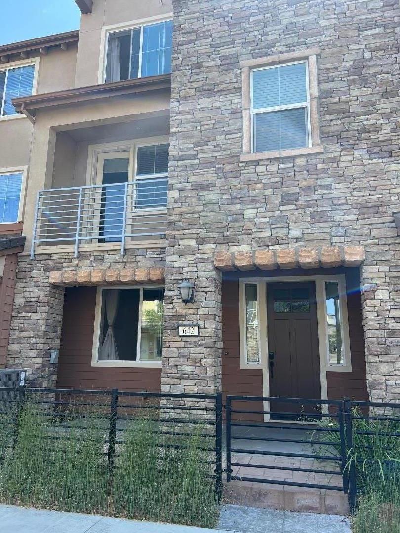 642 Autumn Meadow DR
