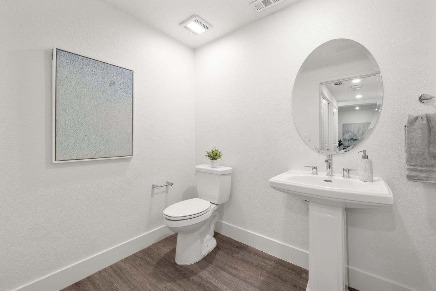 5951 Sunstone DR 403