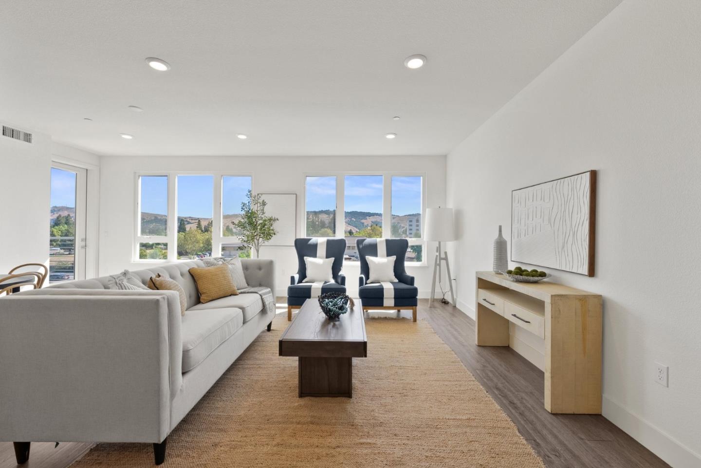 5951 Sunstone DR 403