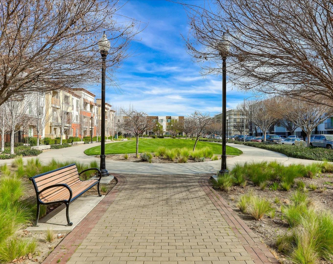 5951 Sunstone DR 403