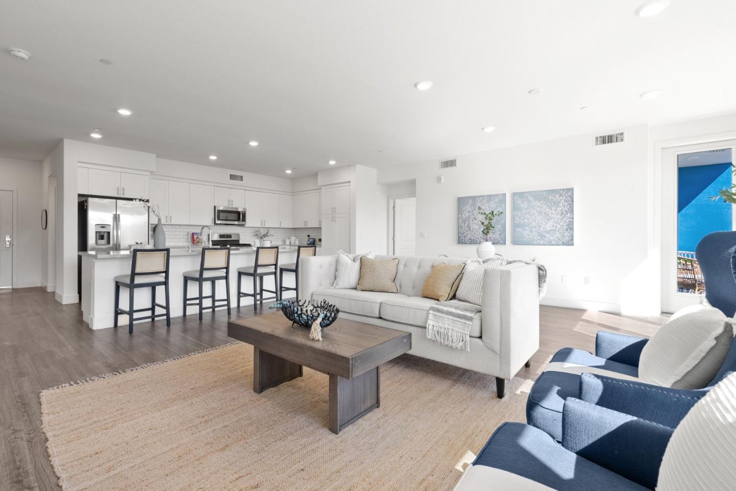 5951 Sunstone DR 403