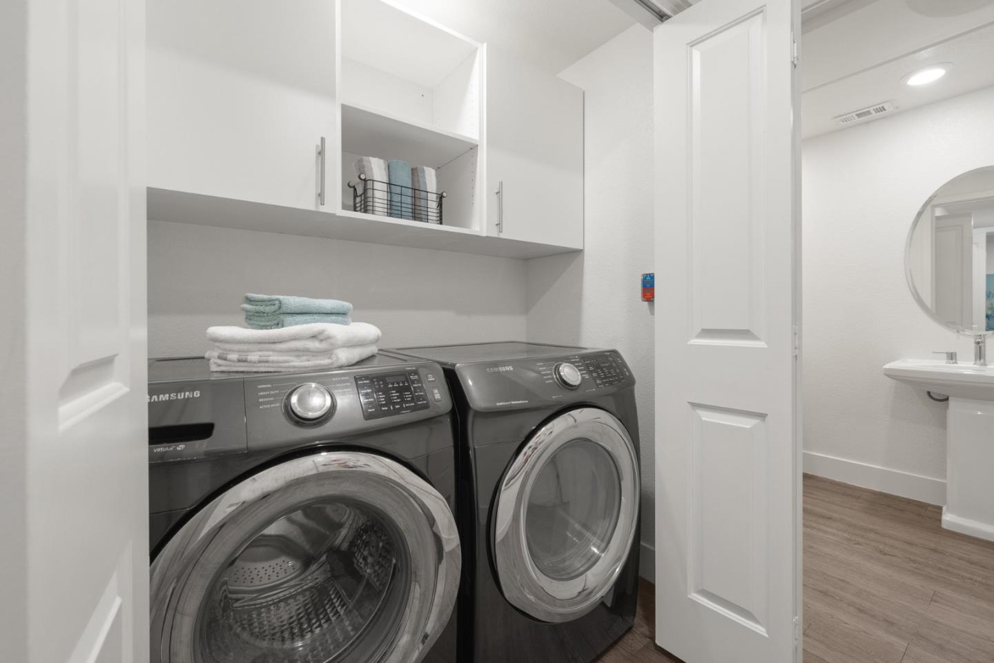 5951 Sunstone DR 403