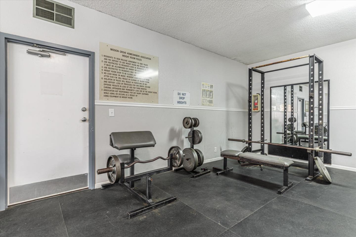 247 N Capitol AVE 226