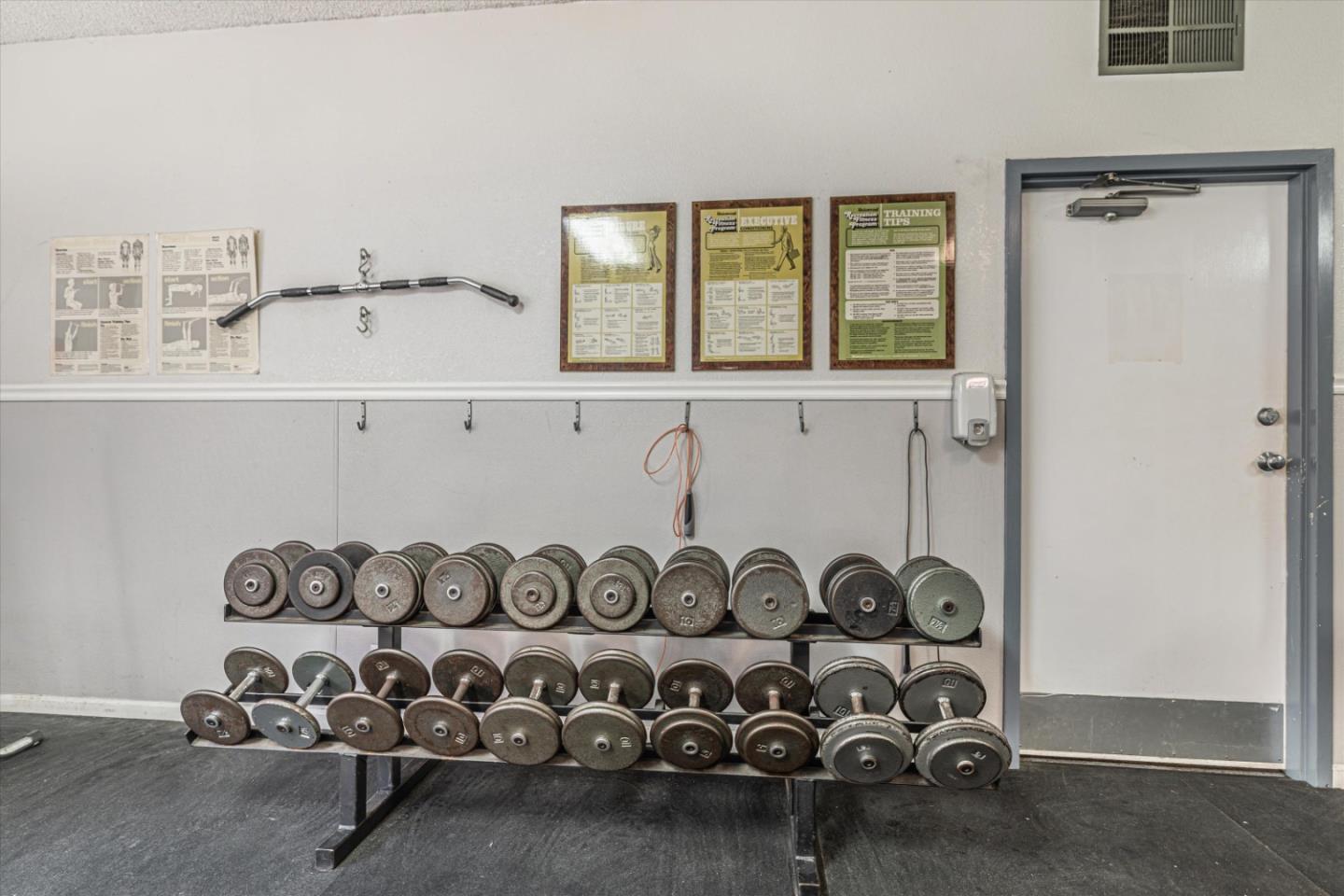 247 N Capitol AVE 226