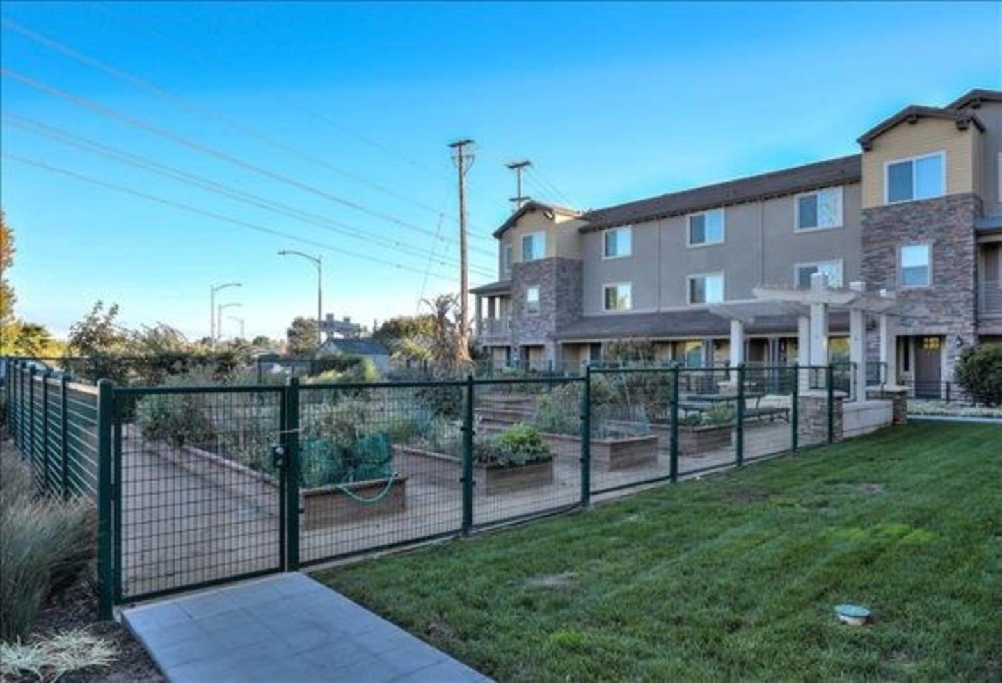 5933 Sunstone Drive 203