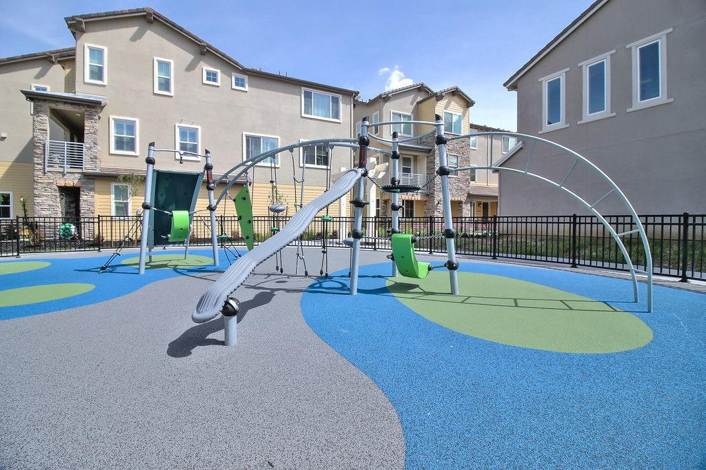 5925 Charlotte Drive 408