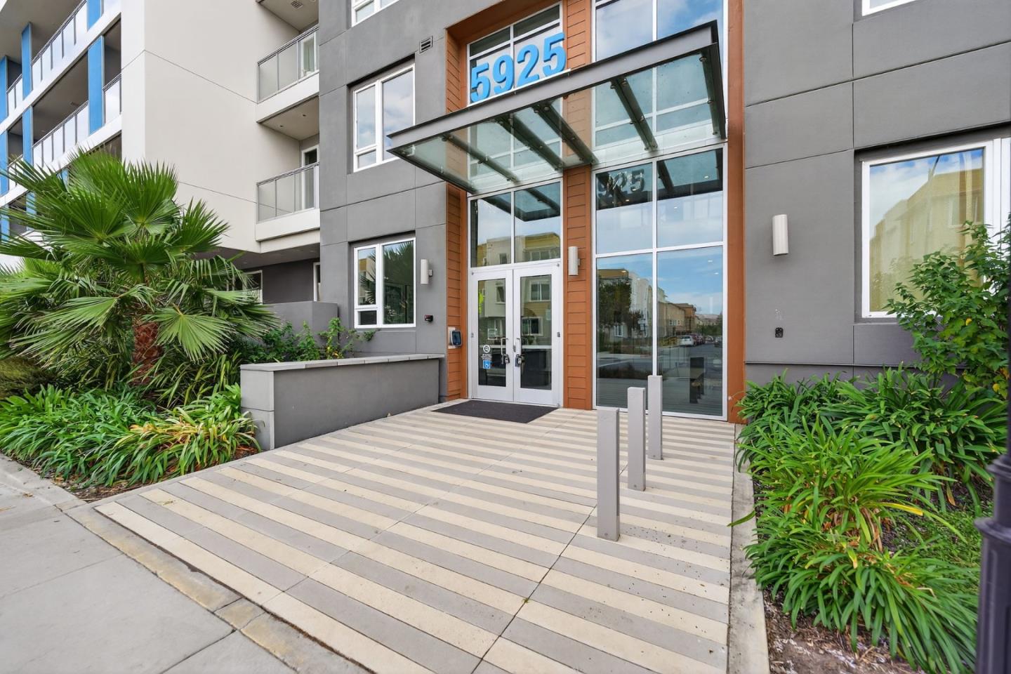 5925 Charlotte Drive 408