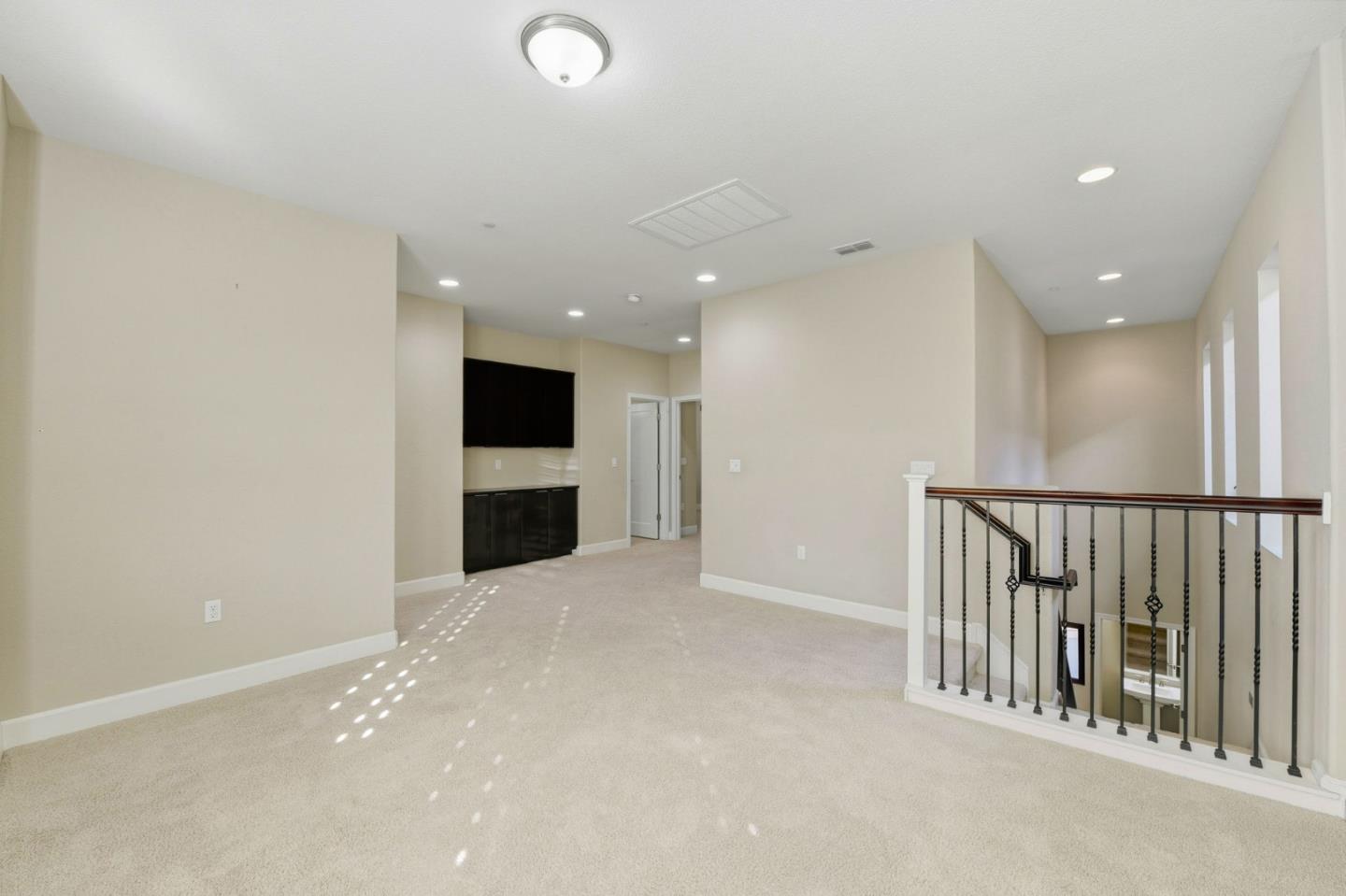819 Maddox Loop