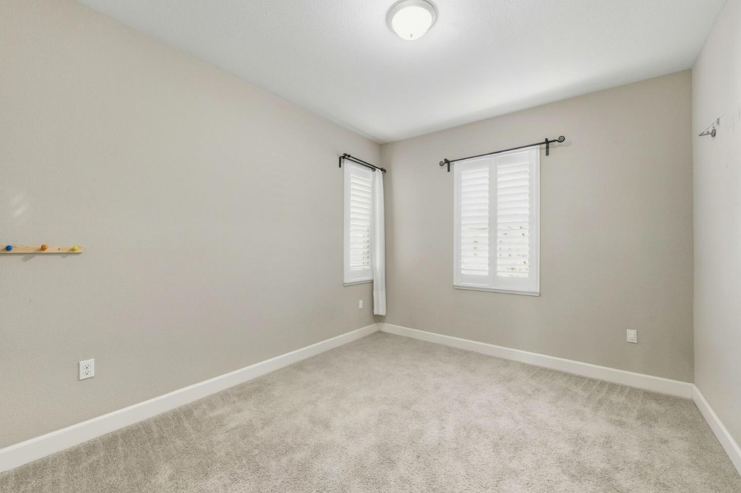 819 Maddox Loop