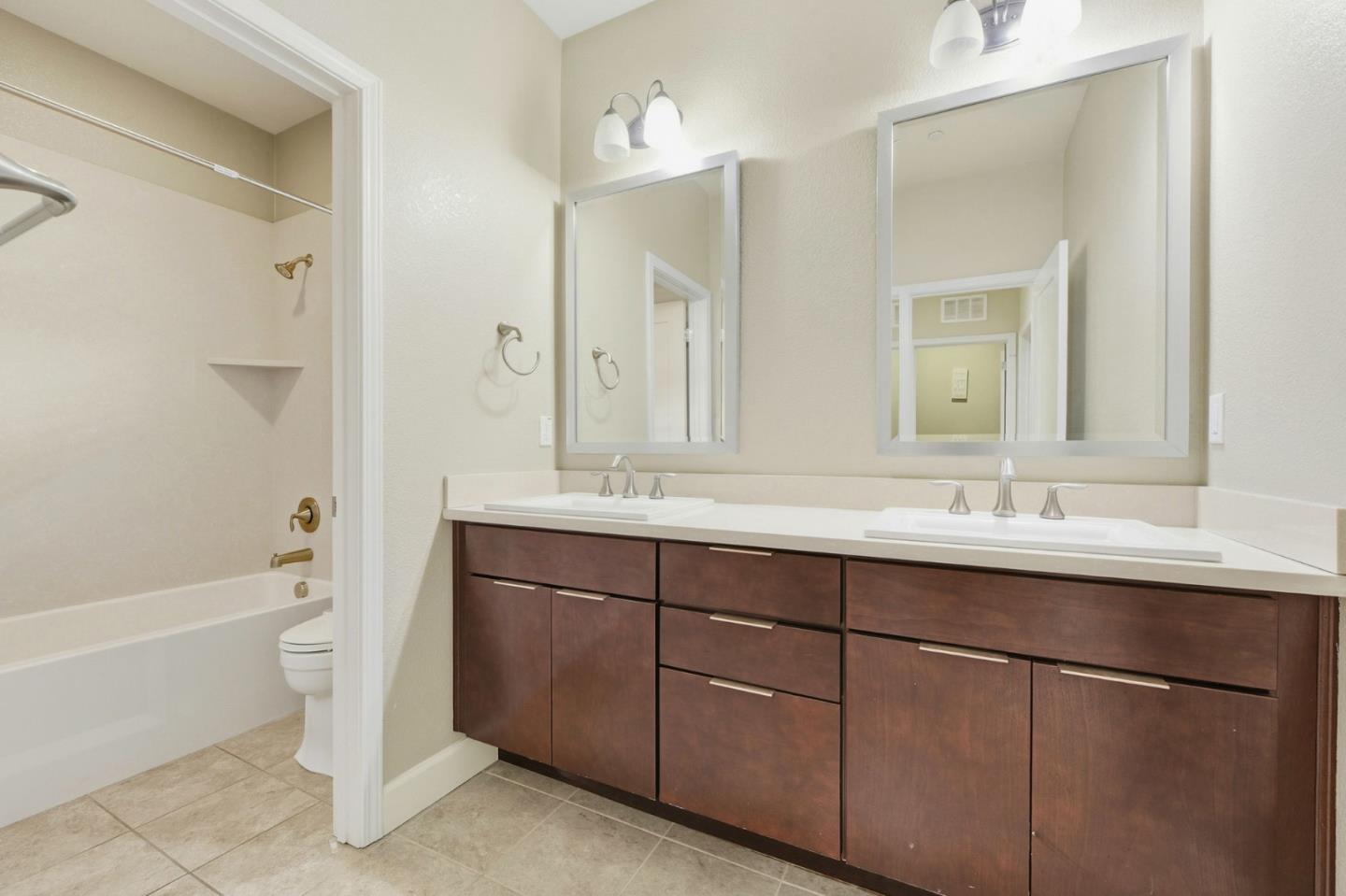 819 Maddox Loop