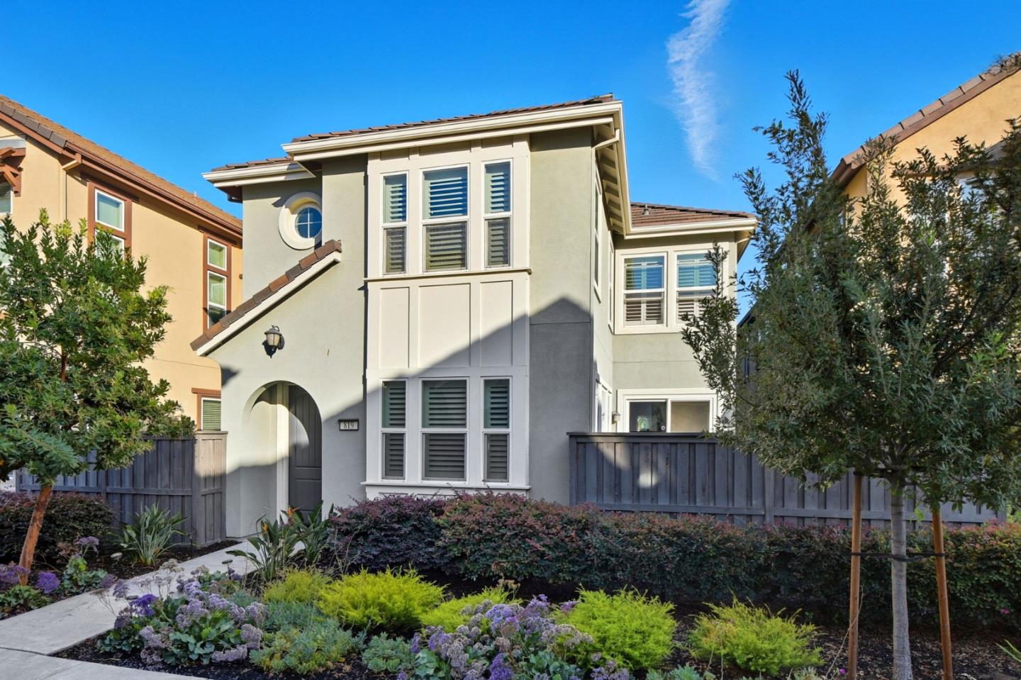 819 Maddox Loop