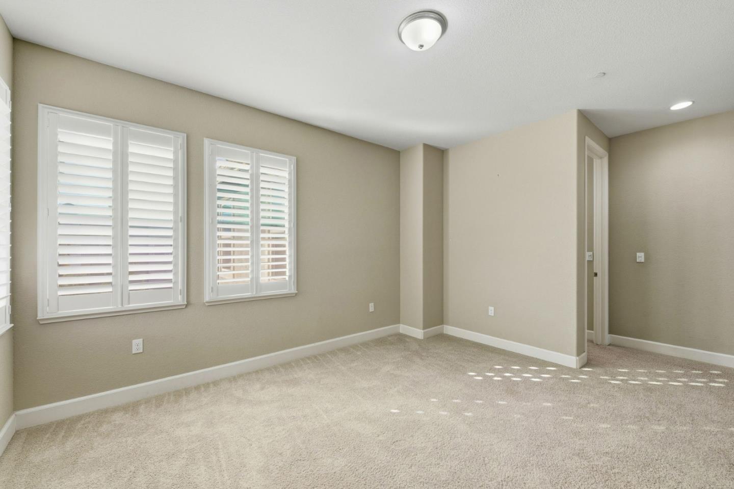 819 Maddox Loop