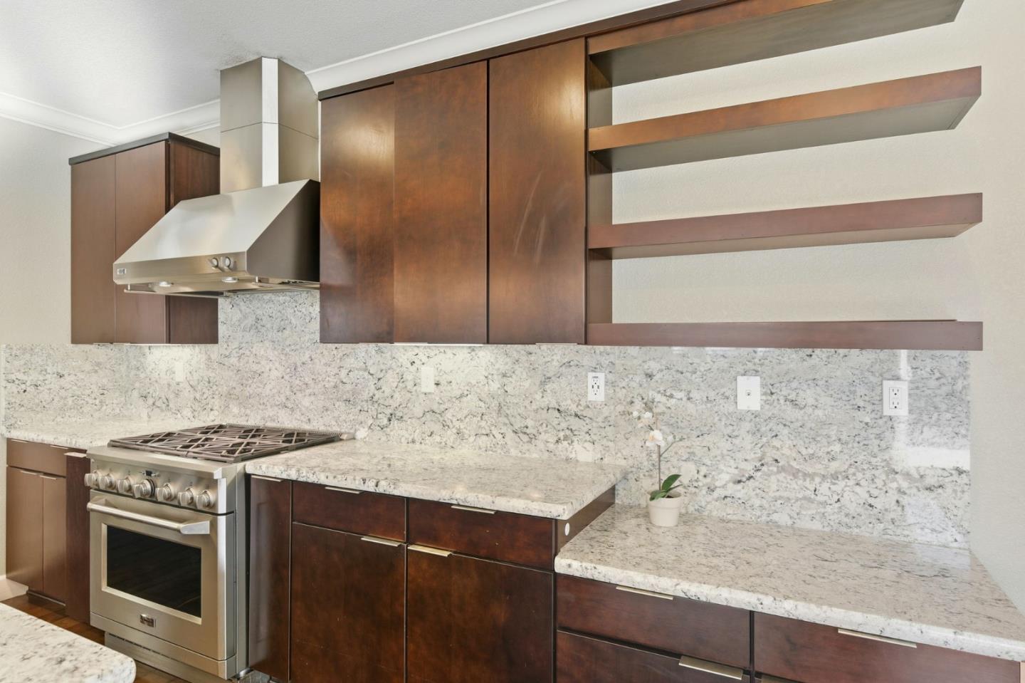 819 Maddox Loop