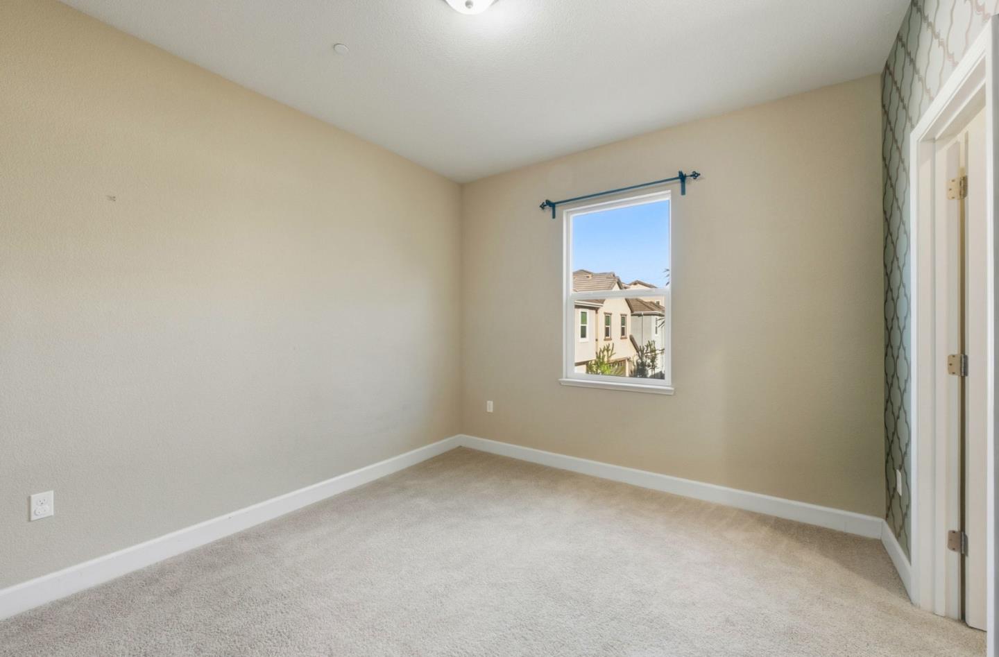 819 Maddox Loop