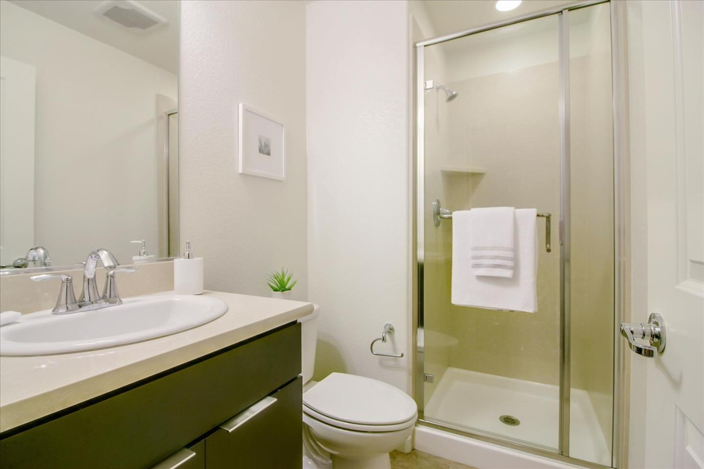 890 White Moonstone Loop