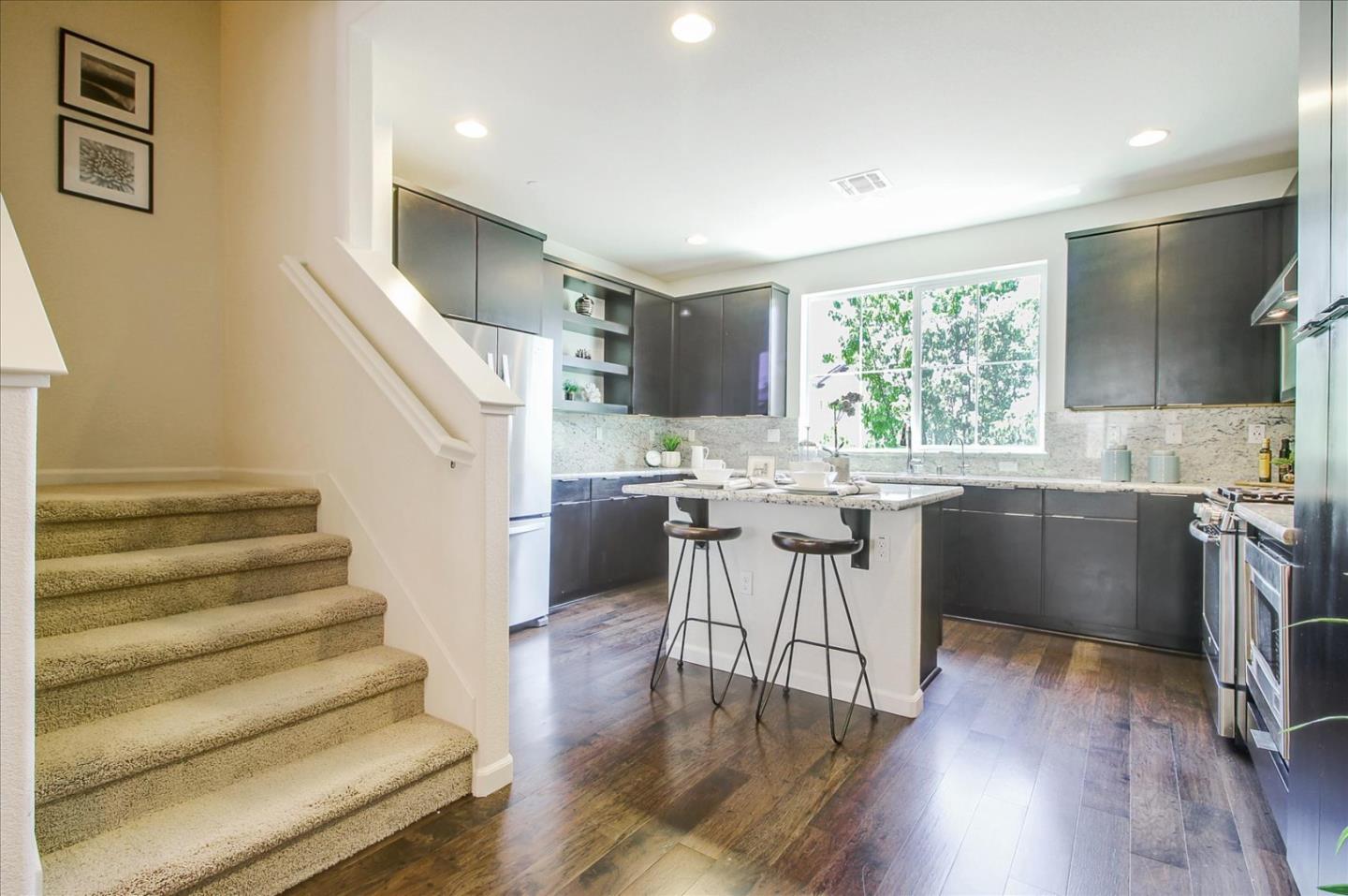 890 White Moonstone Loop