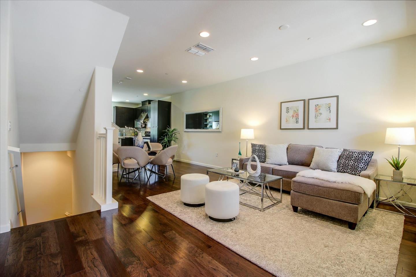 890 White Moonstone Loop