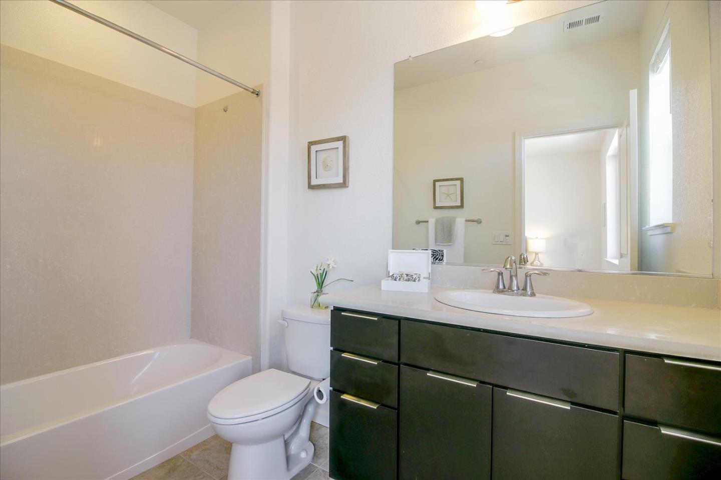 890 White Moonstone Loop