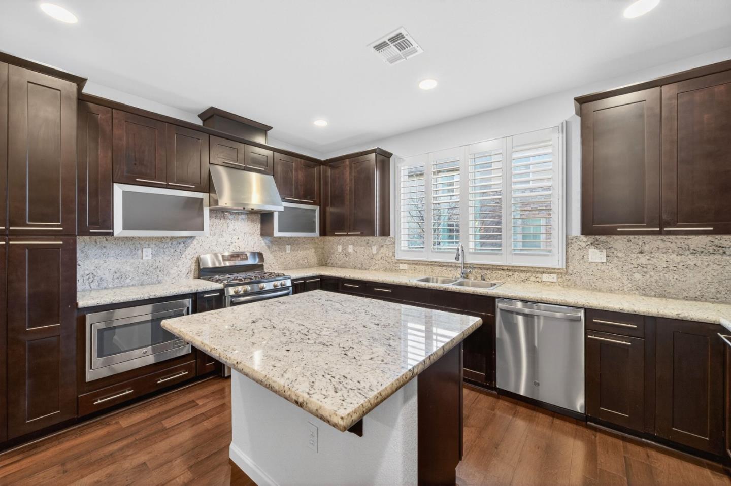 890 White Moonstone Loop