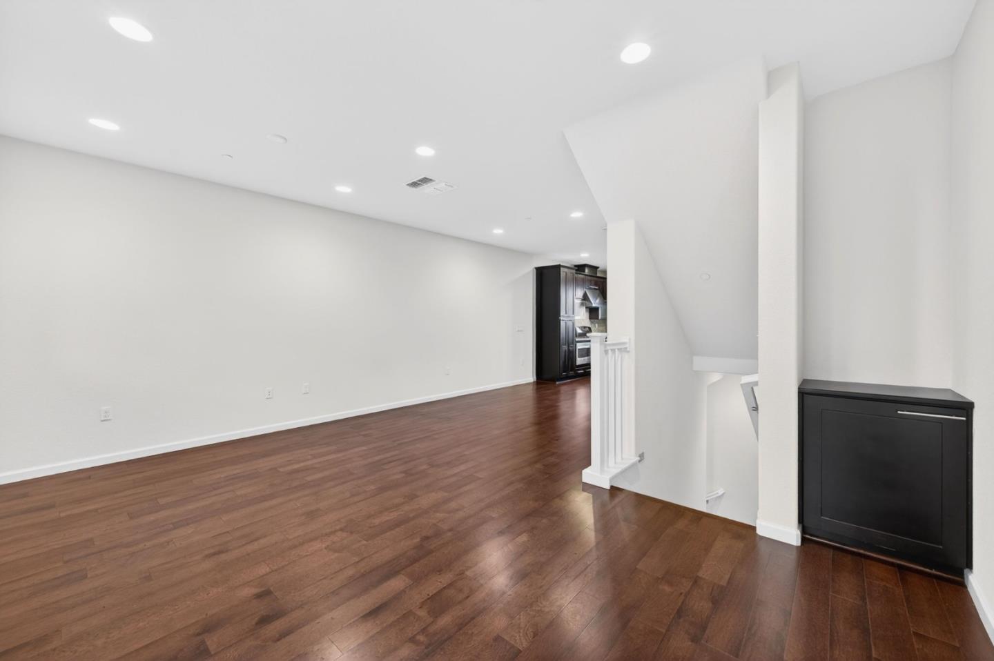 890 White Moonstone Loop