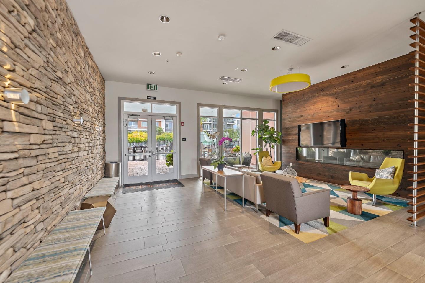 890 White Moonstone Loop