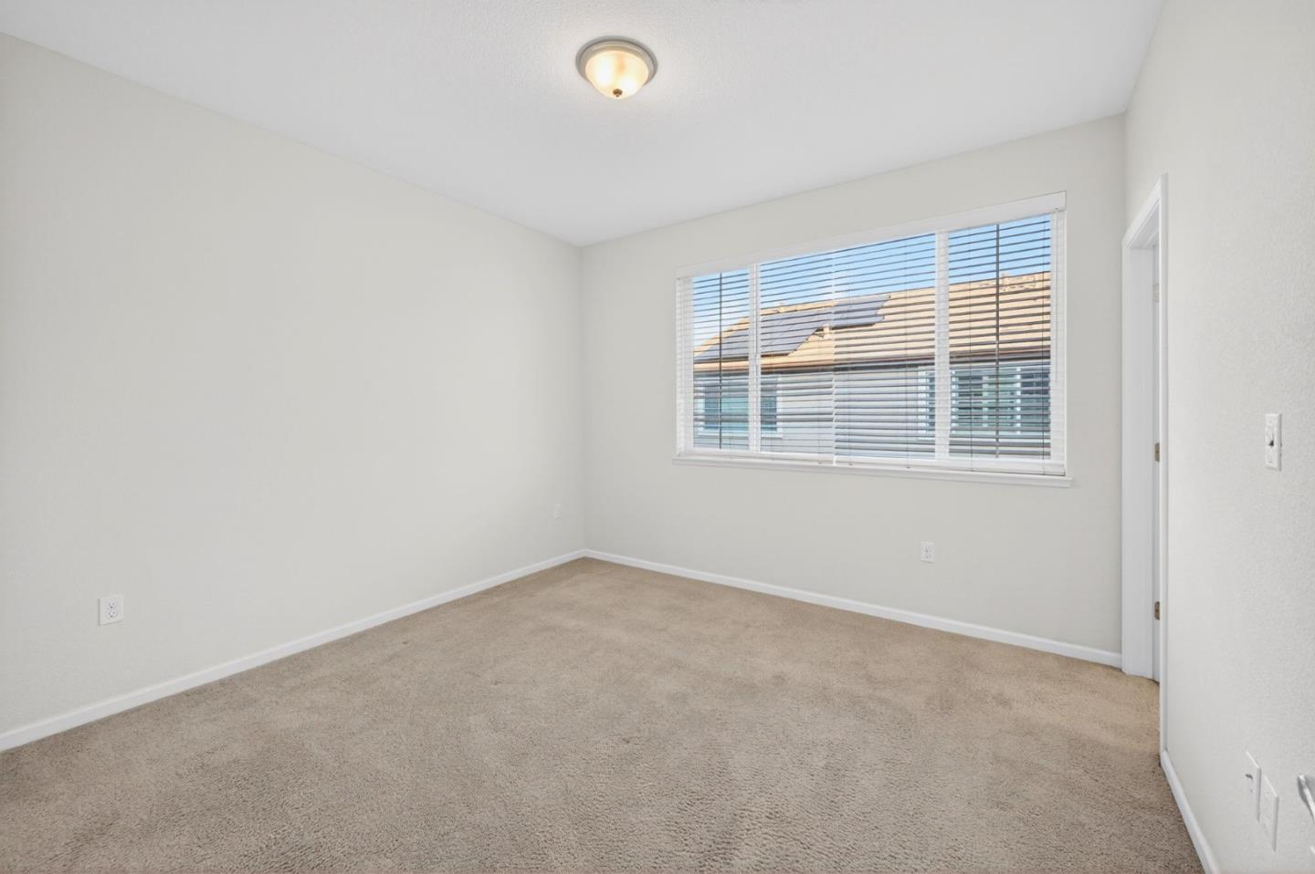 890 White Moonstone Loop