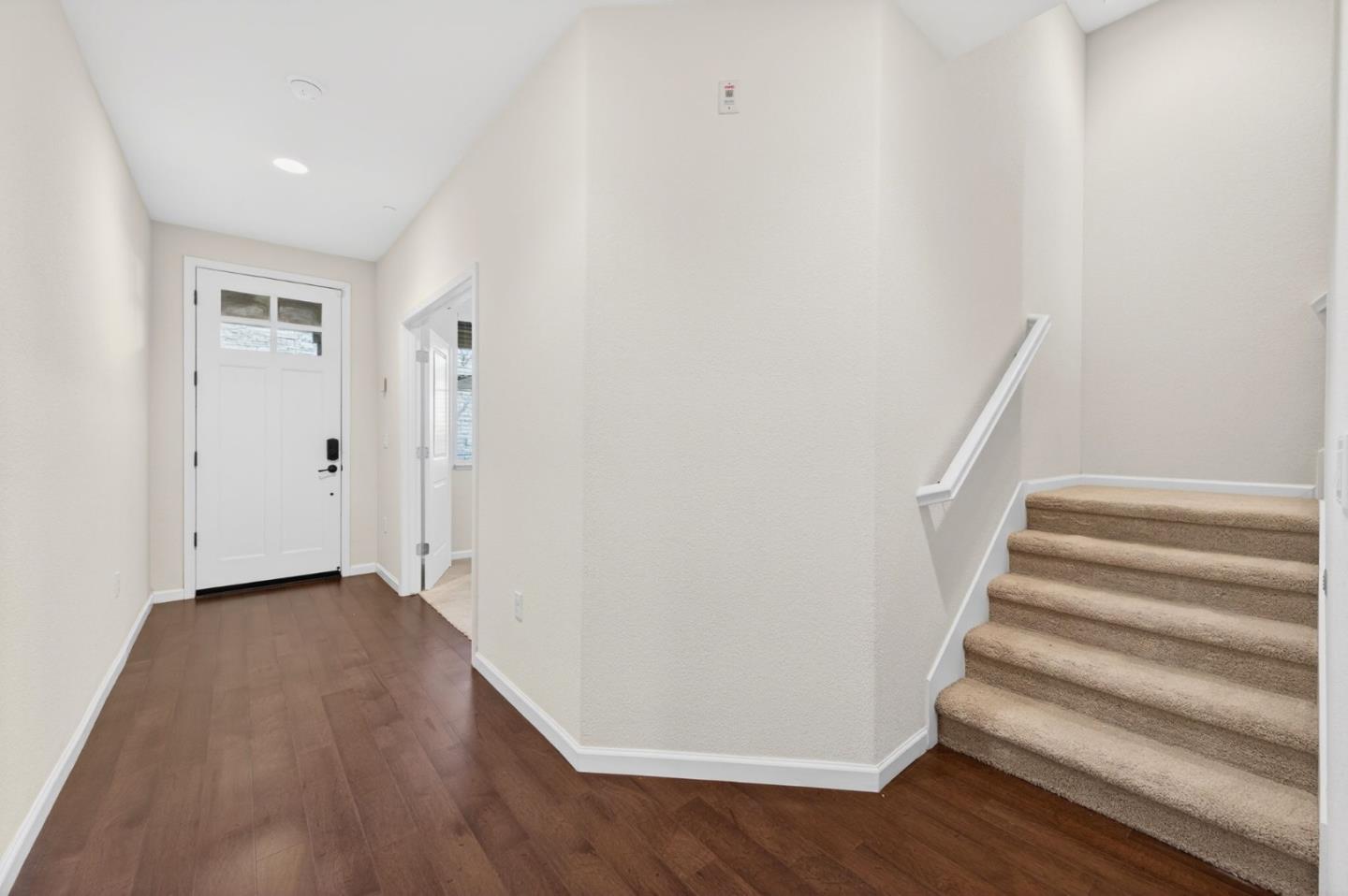 890 White Moonstone Loop