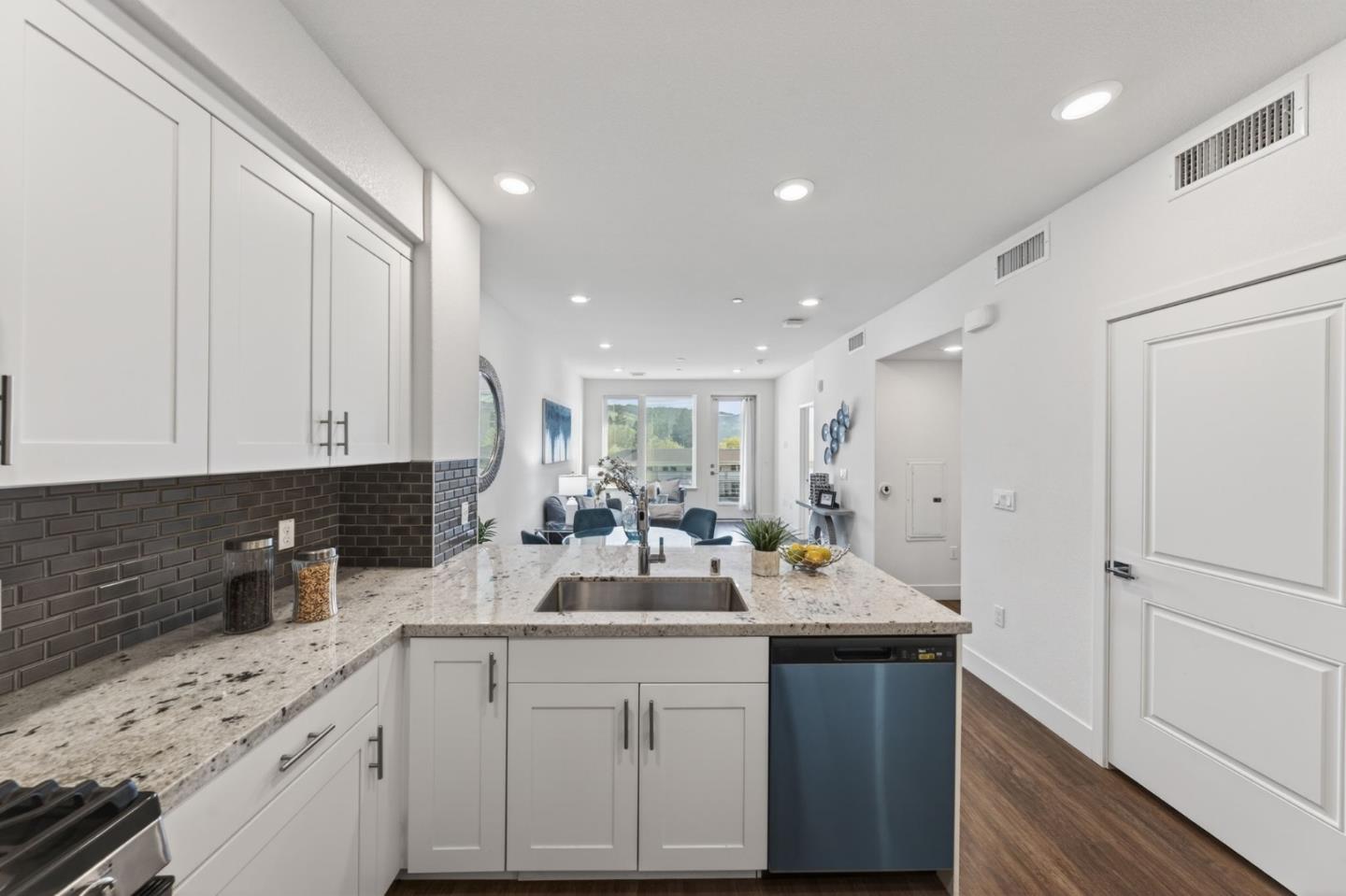 5951 Sunstone Drive 411