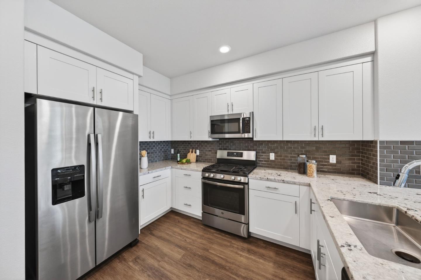 5951 Sunstone Drive 411