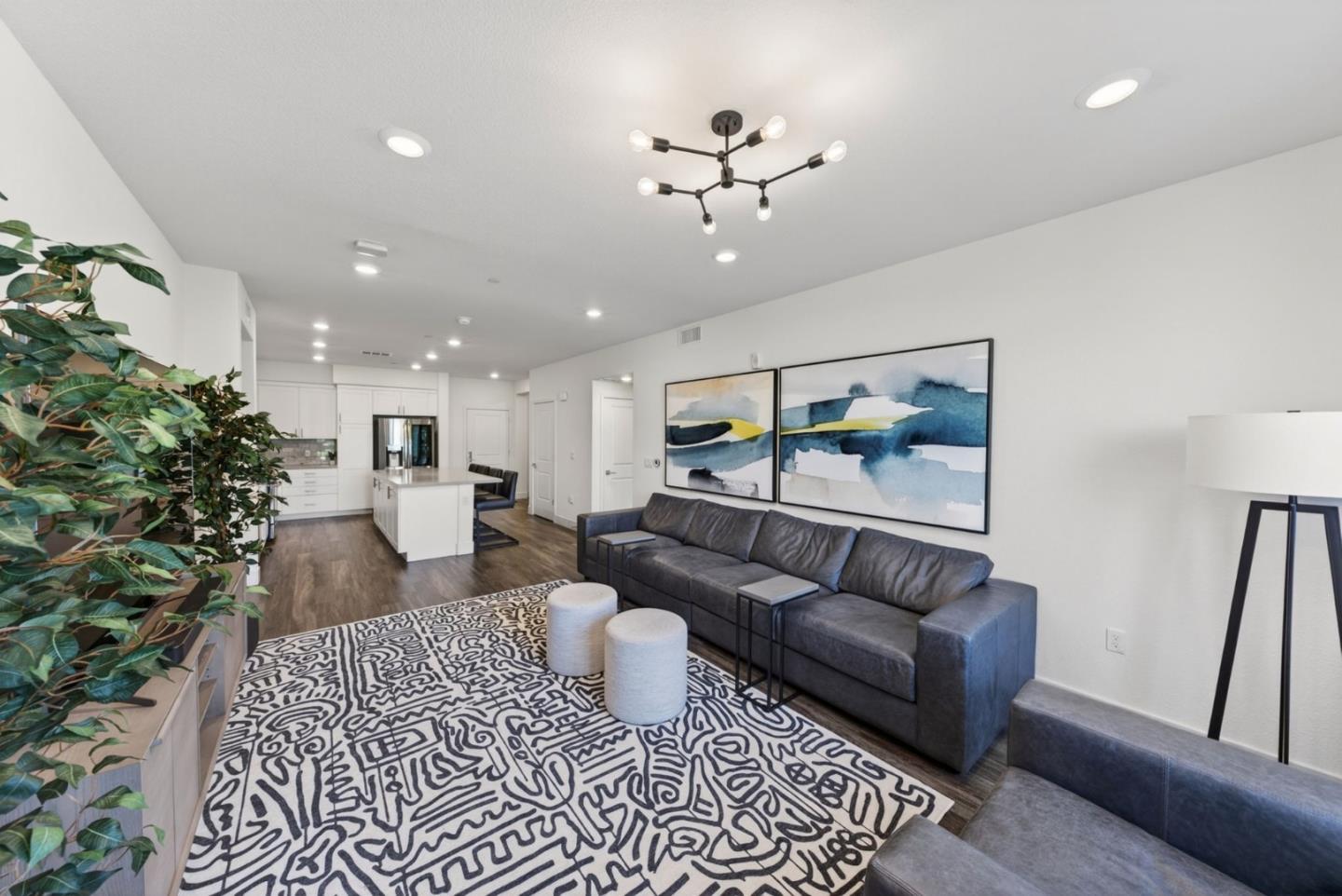 5933 Sunstone Drive 306