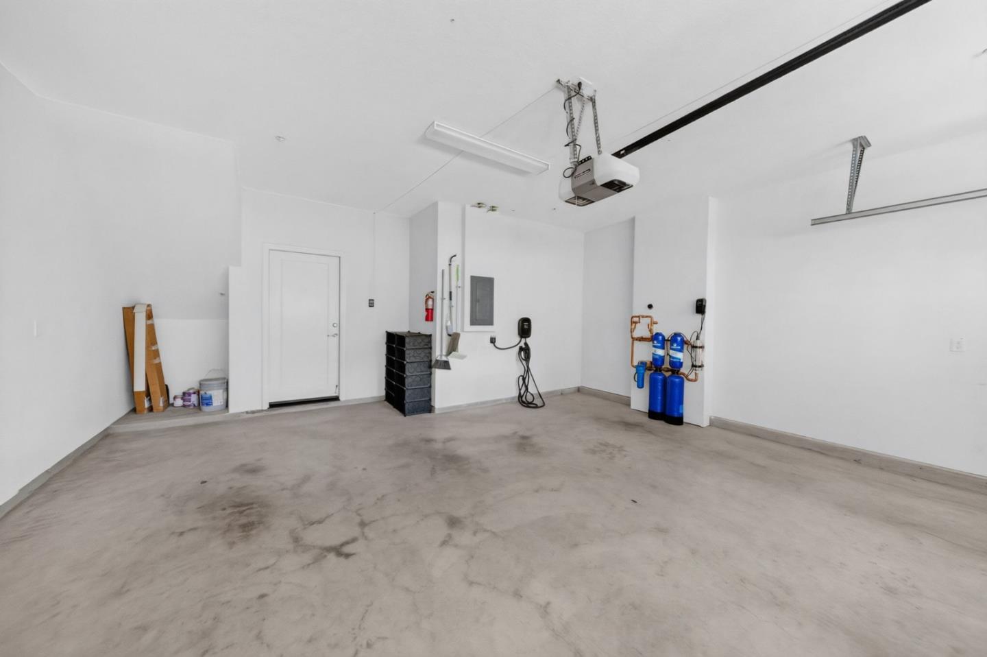 623 Avenue One