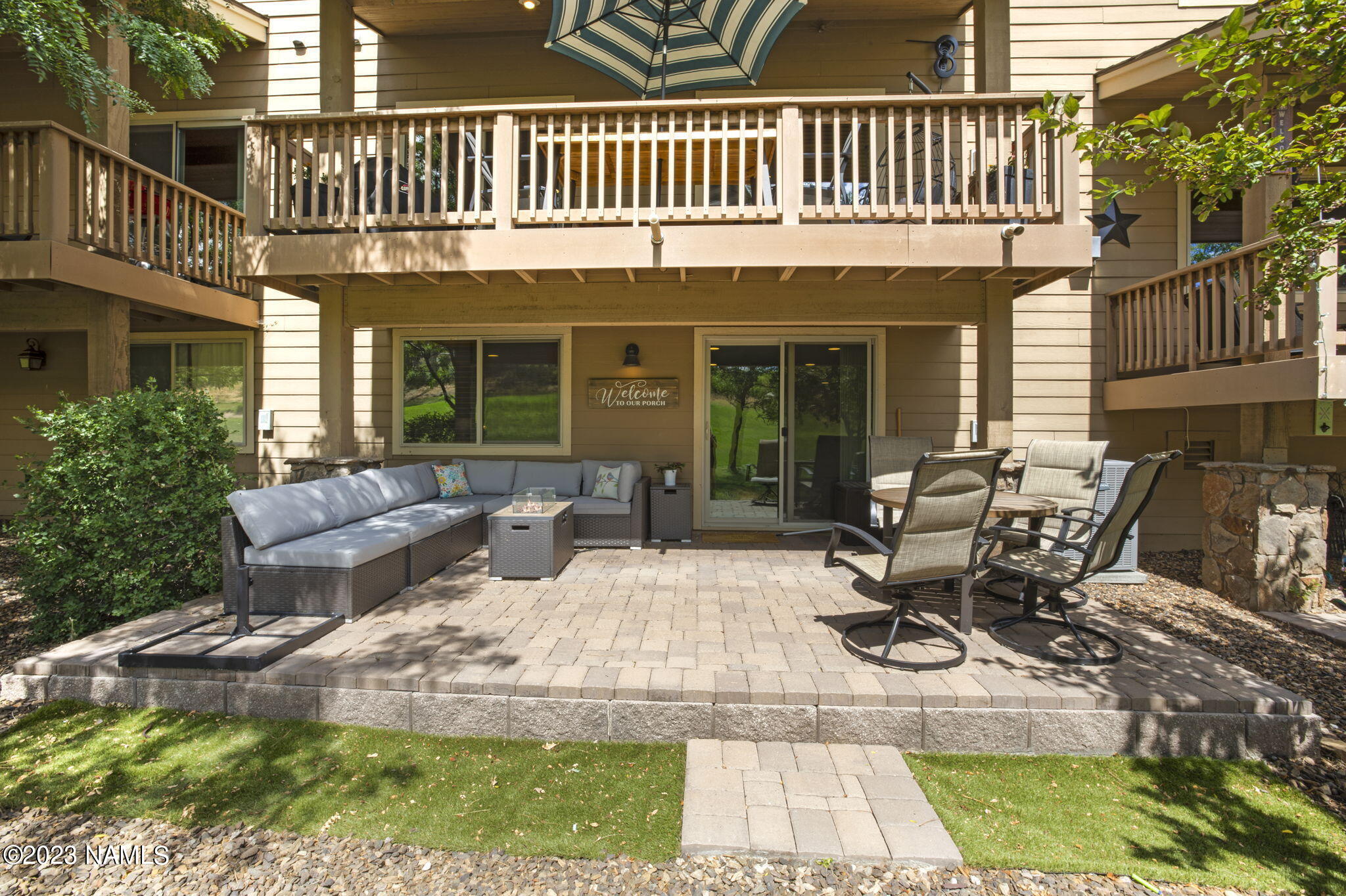 3957 N Tam Oshanter Drive