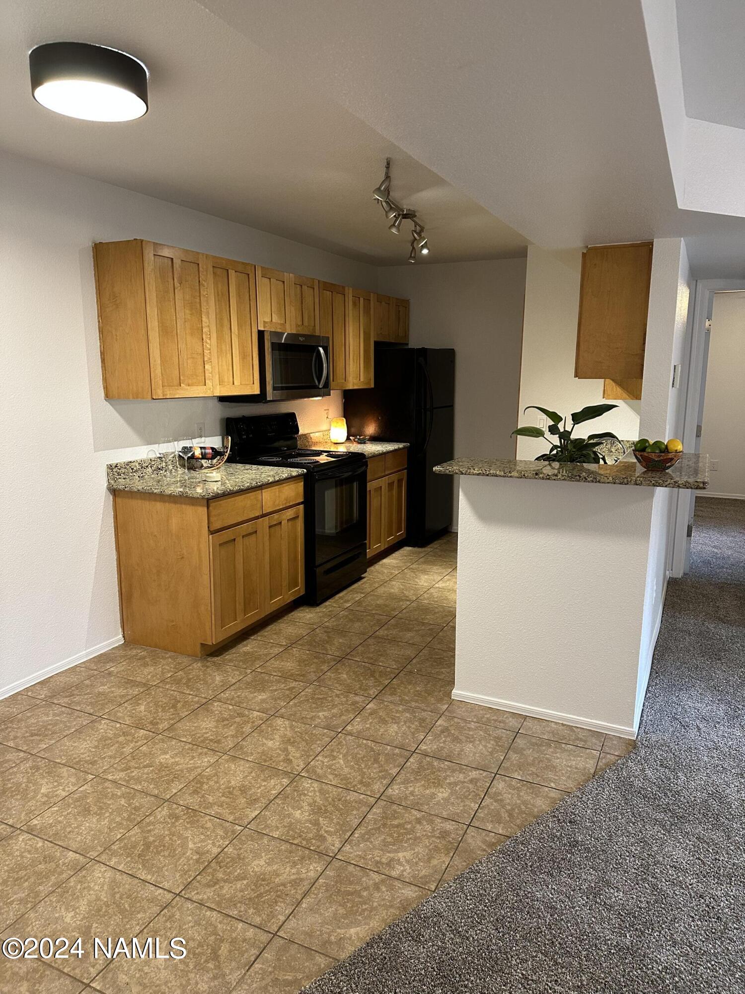 1385 W University Avenue, 156