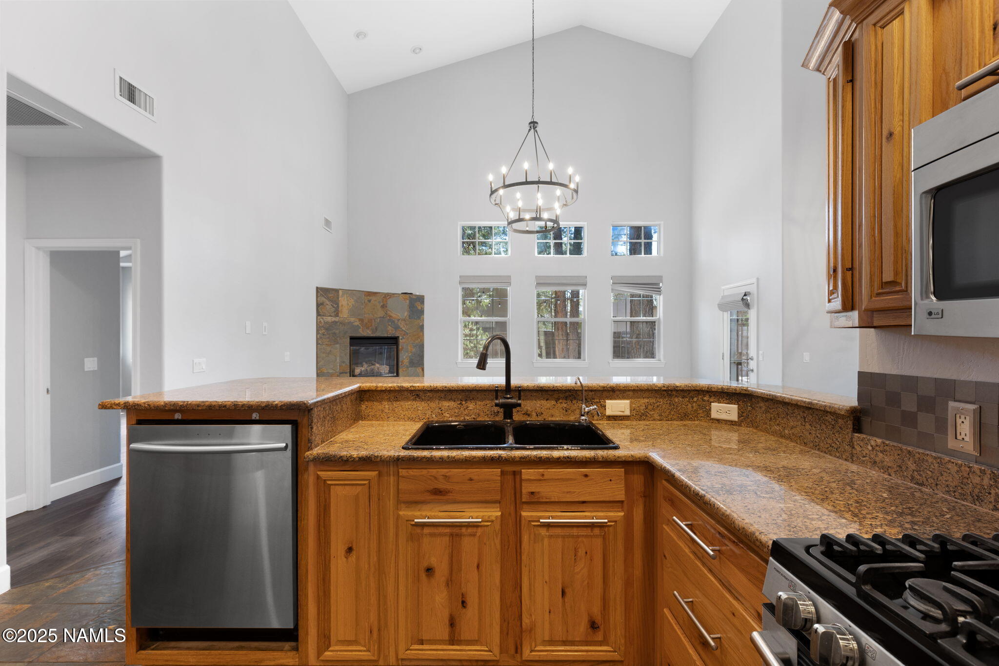 2097 W University Avenue