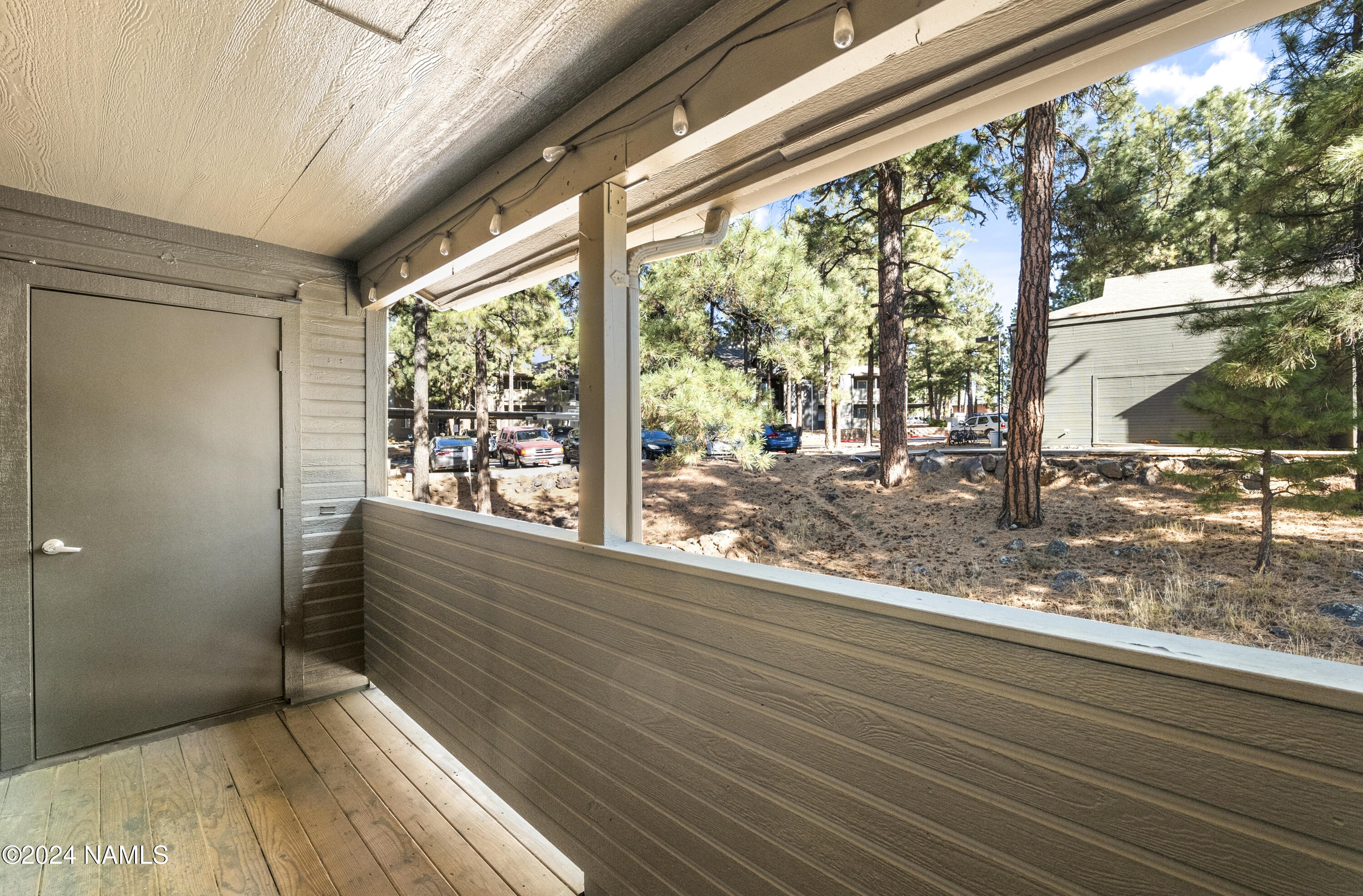 1185 W University Avenue, 250