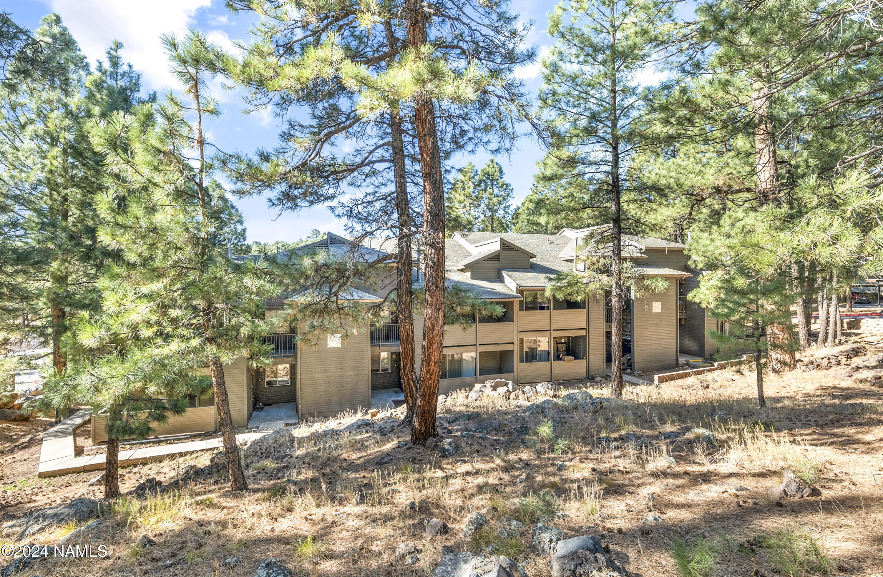 1185 W University Avenue, 250