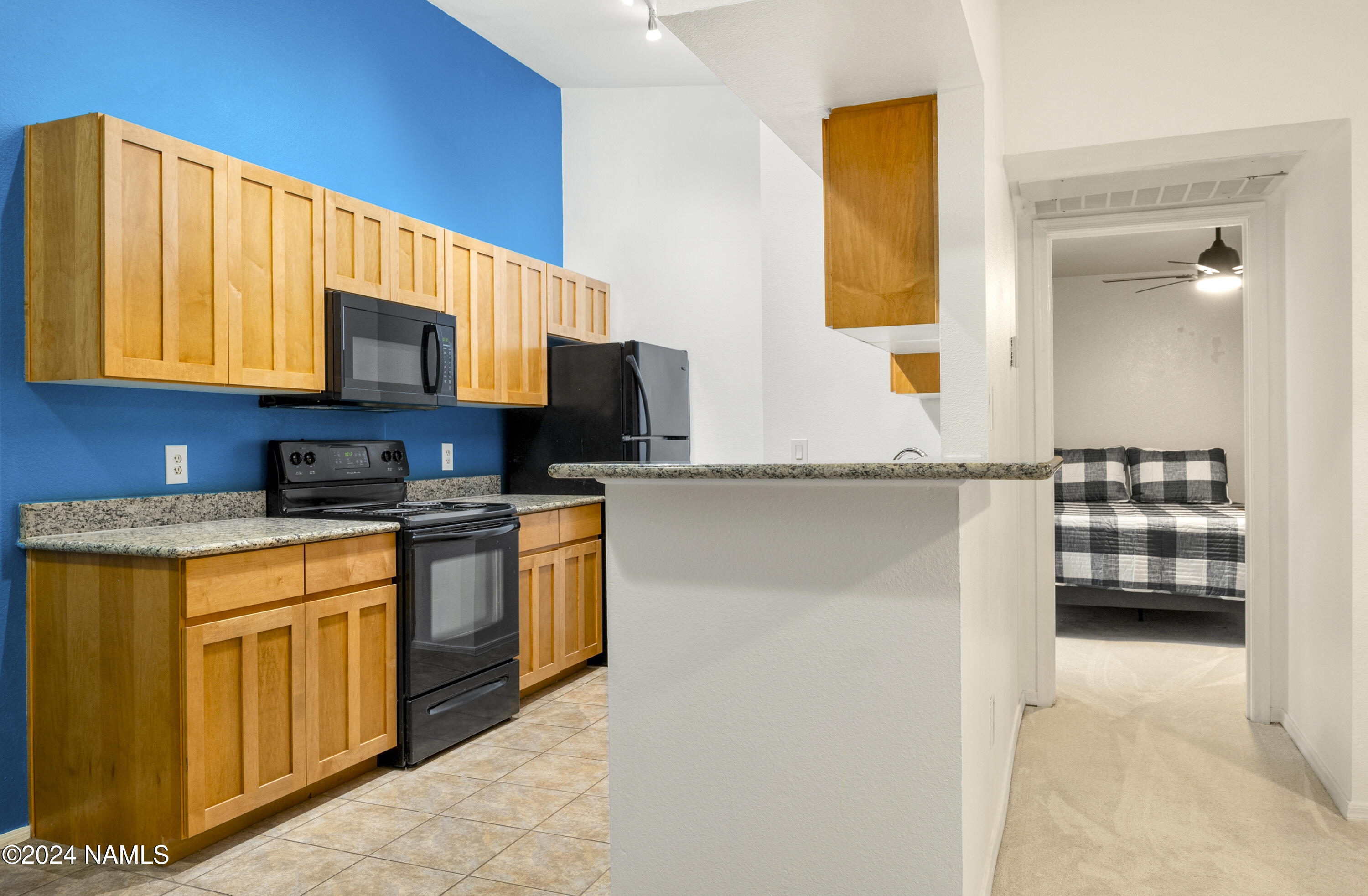 1185 W University Avenue, 250