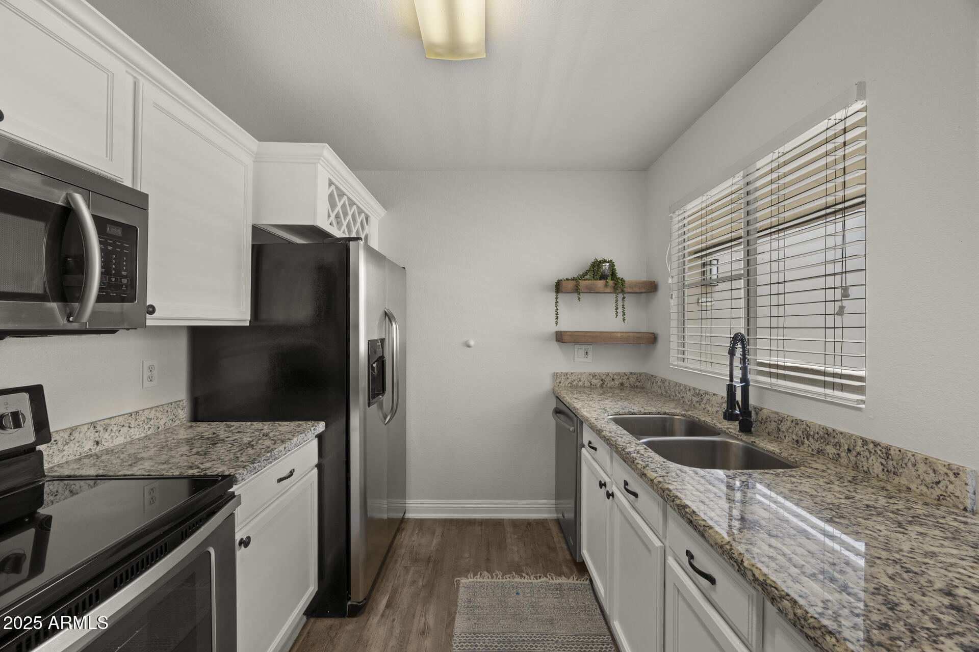 11333 N 92ND Street, 2049