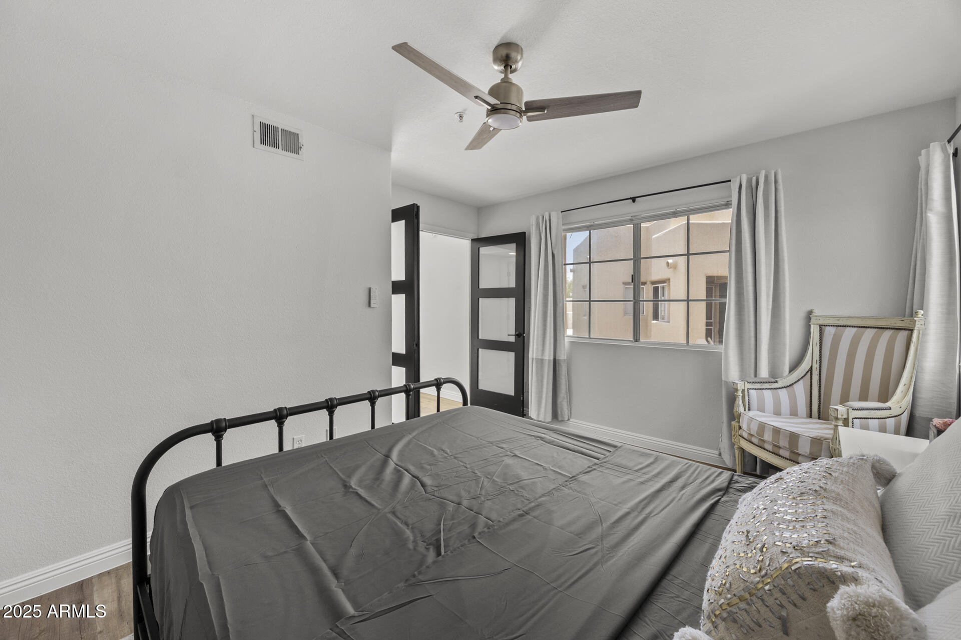 11333 N 92ND Street, 2049